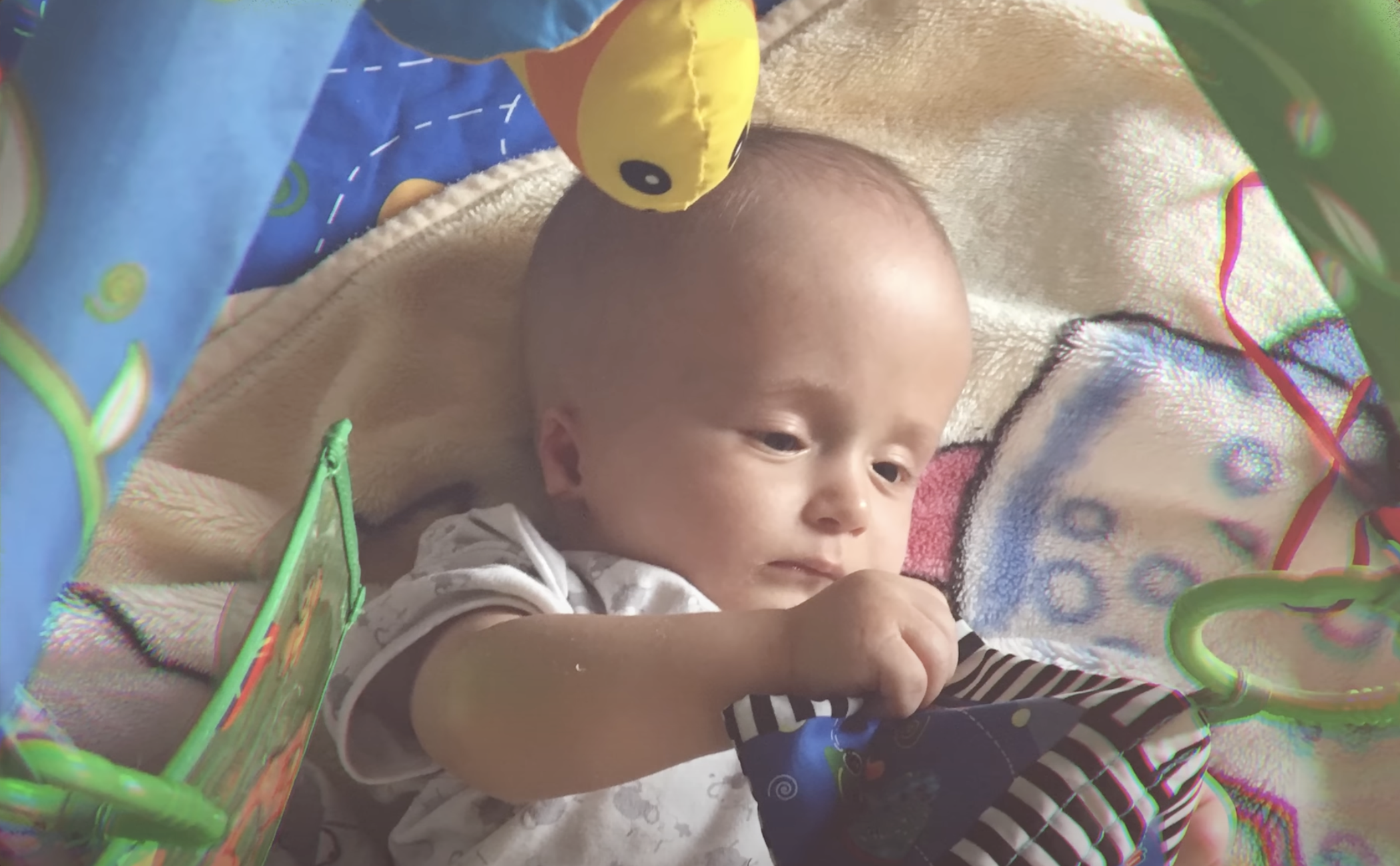 Tomek als kleines Baby