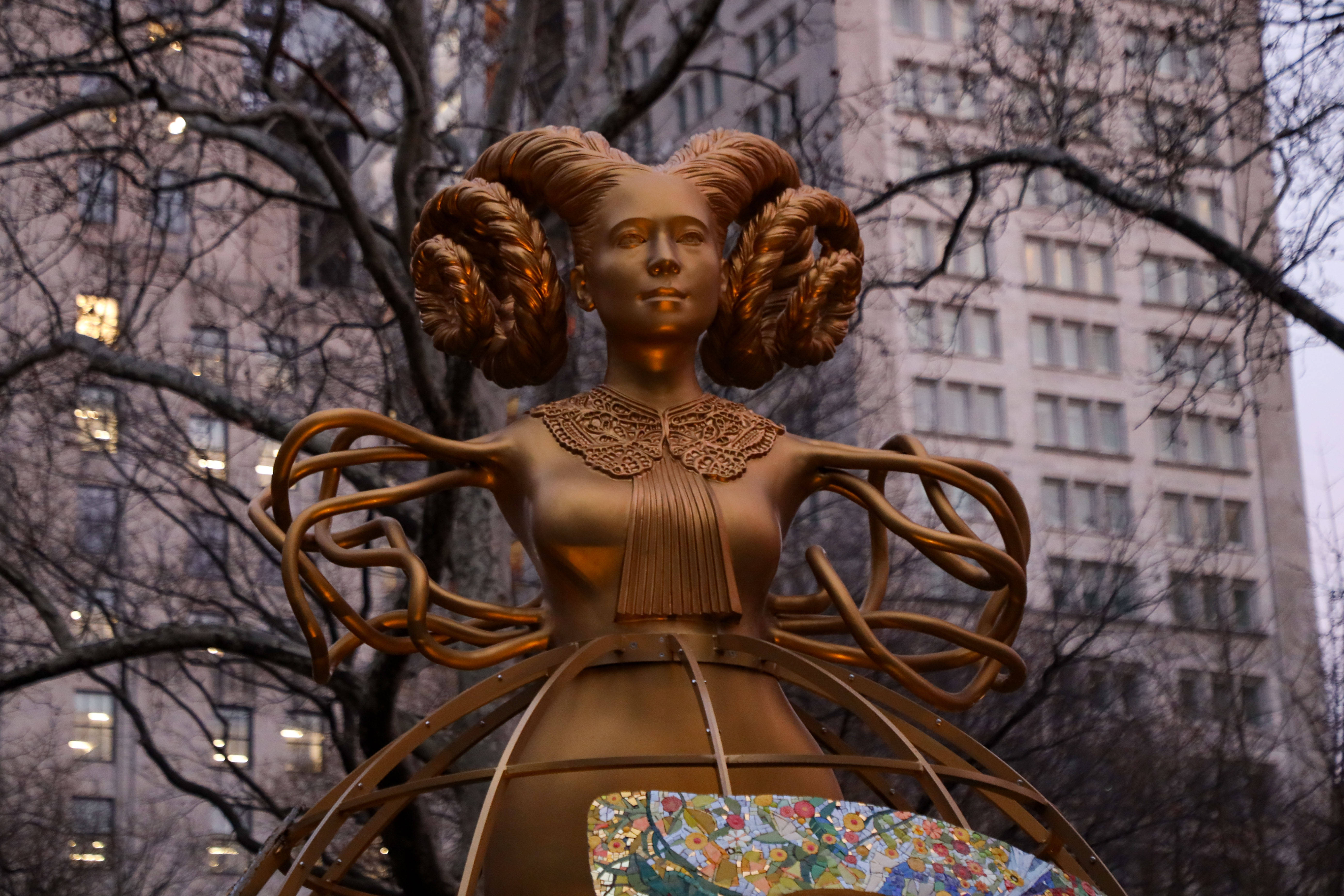 Statue von Shahzia Sikander