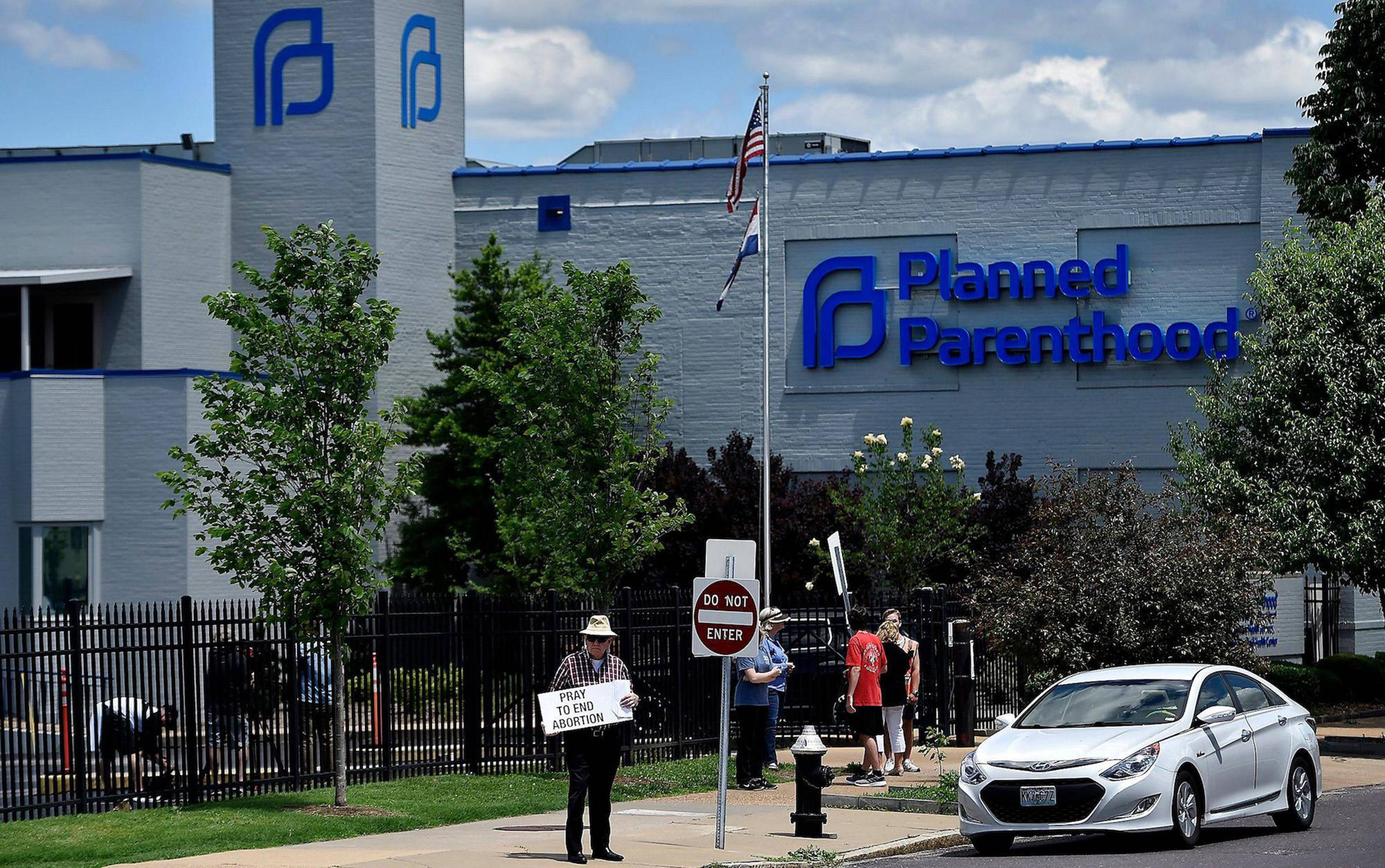 Planned Parenthood muss diverse Kliniken in den USA schließen.