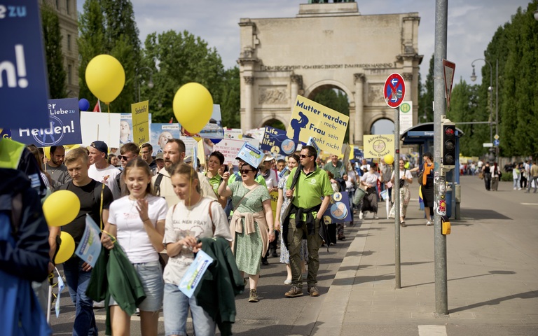 mmfl Marsch fürs leben siegestor teilnehmer